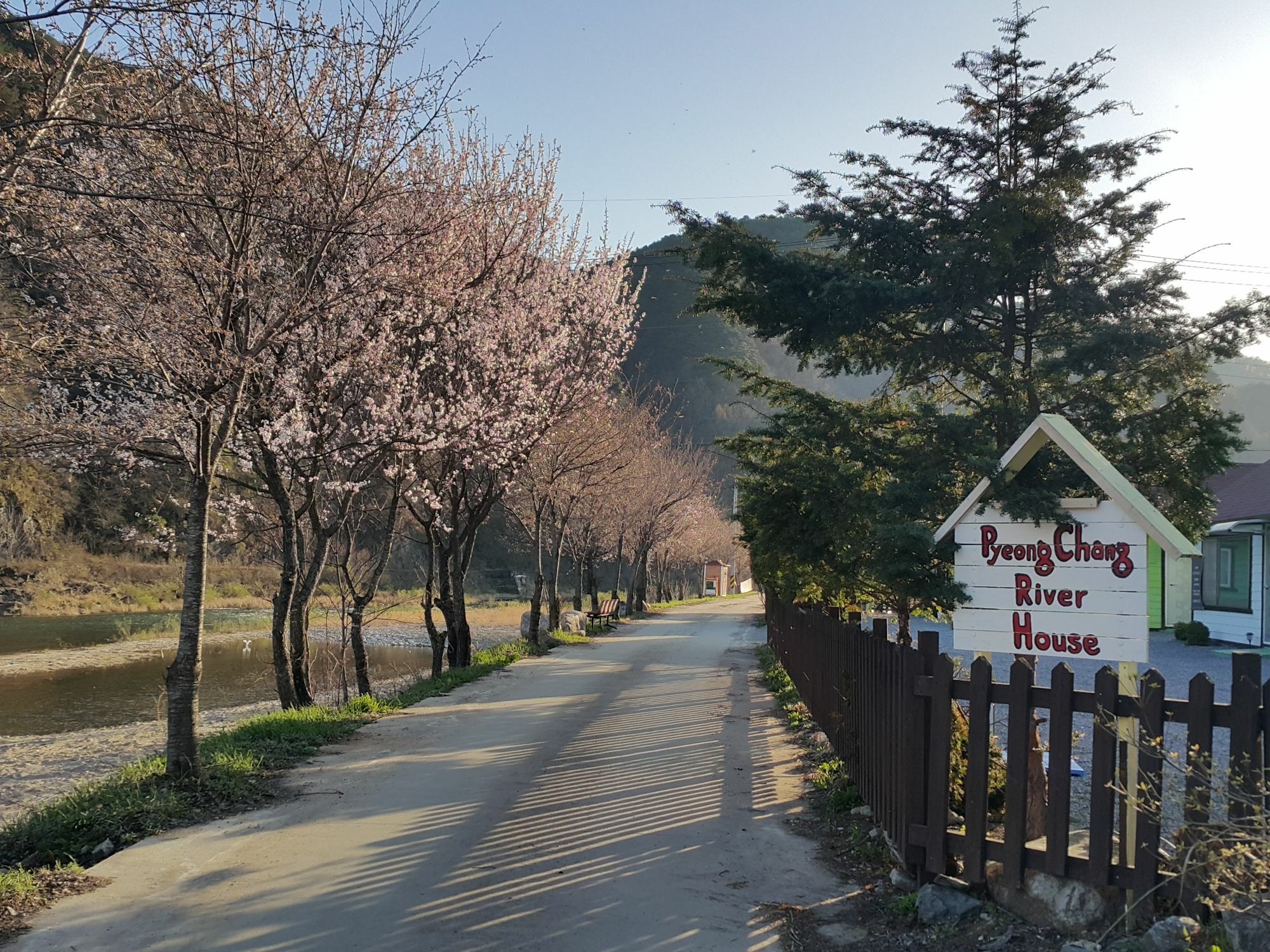 Pyeongchang River House Exterior foto